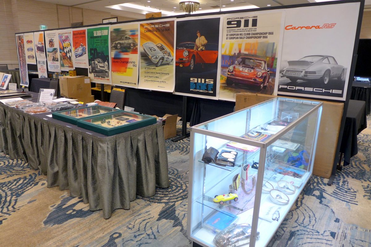 Automobilia Monterey Expo